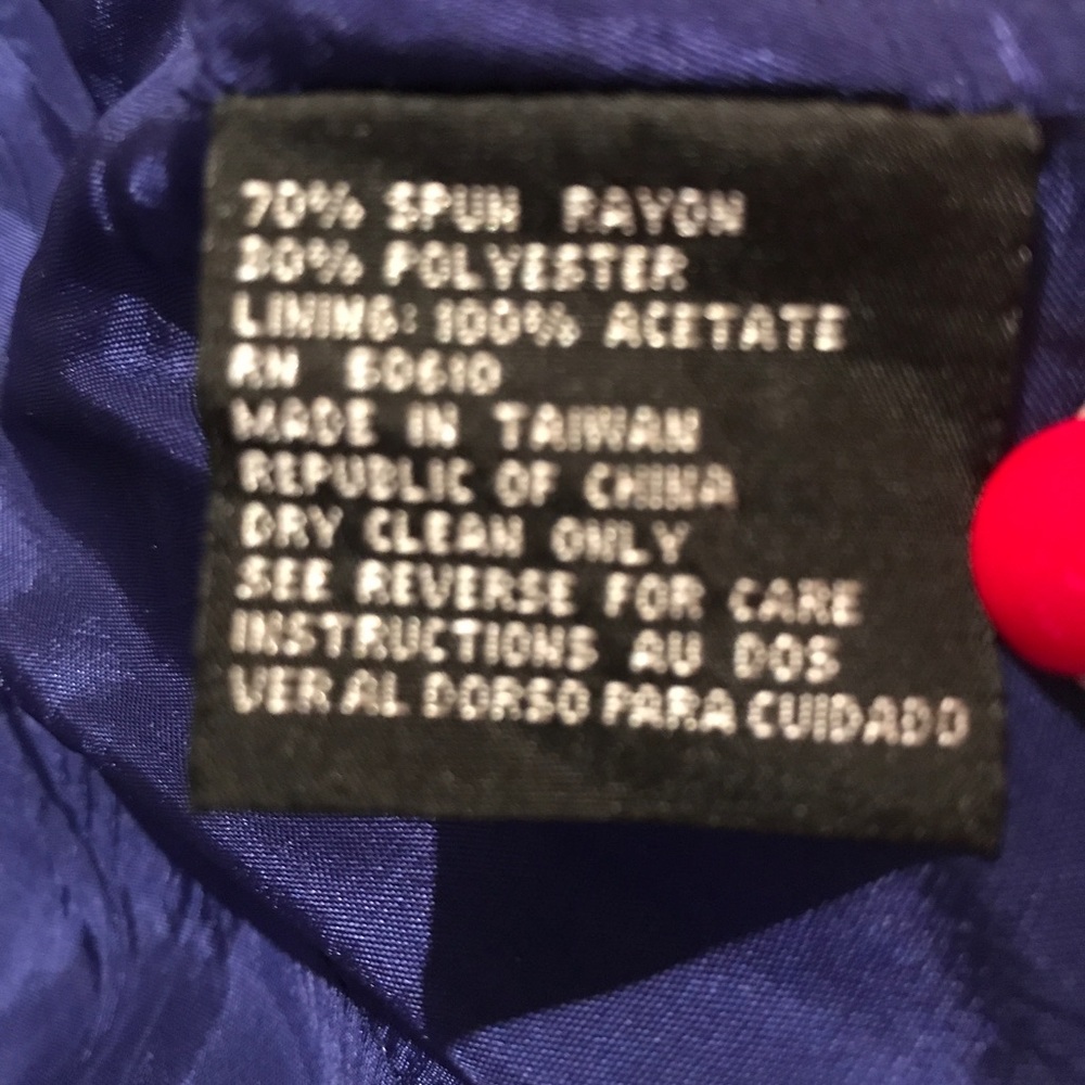Jacket, bonus skirt - Picture 7 of 7